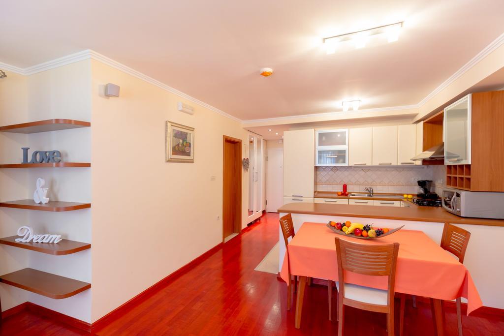 Leona & Borna'S Central Lapad Suites Dubrovnik Dış mekan fotoğraf