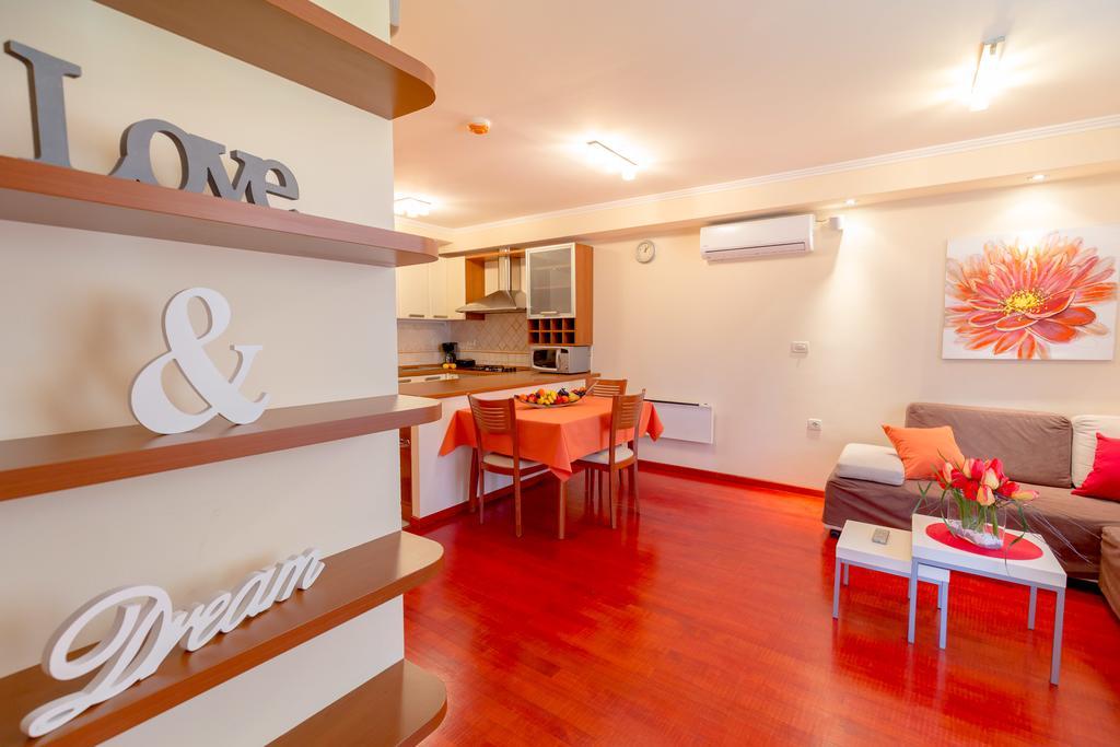 Leona & Borna'S Central Lapad Suites Dubrovnik Dış mekan fotoğraf